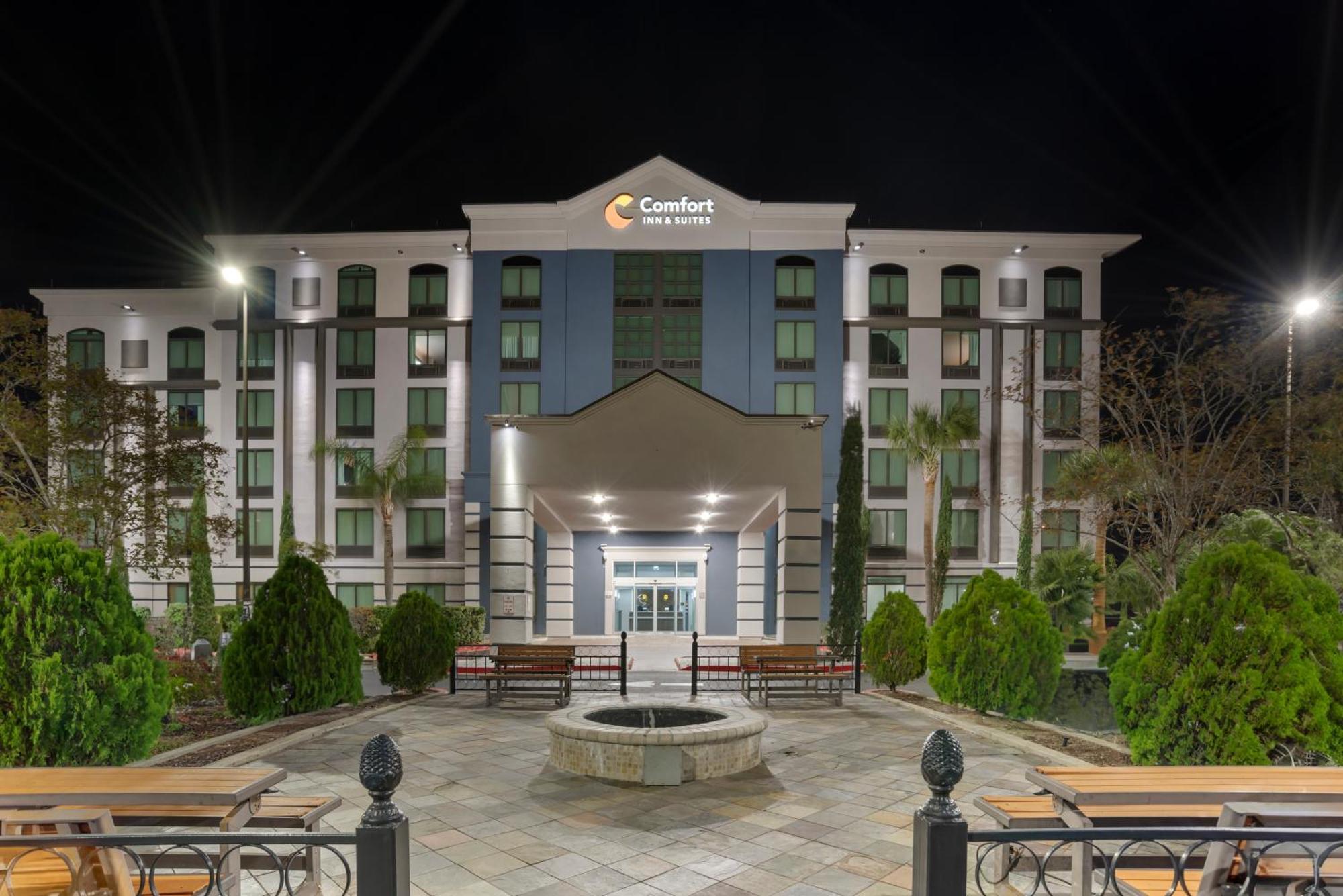 Comfort Inn & Suites New Orleans Airport North ケナー エクステリア 写真