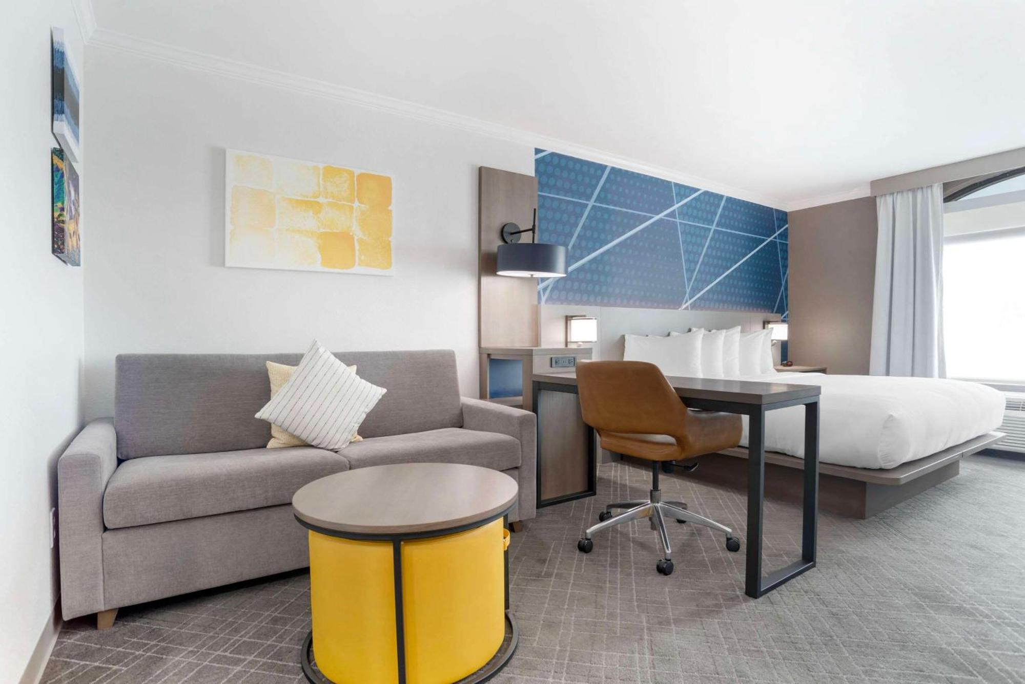 Comfort Inn & Suites New Orleans Airport North ケナー エクステリア 写真